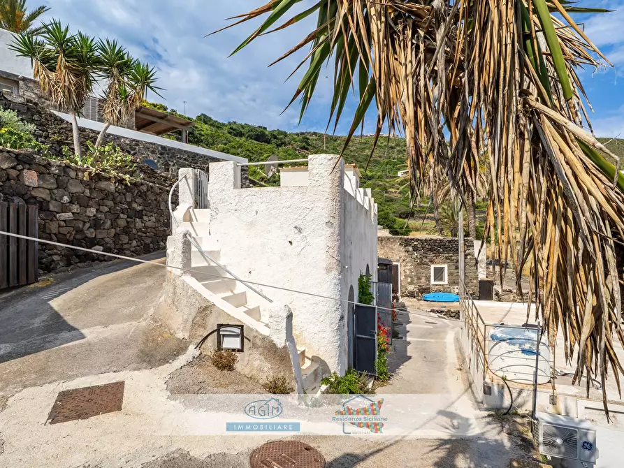 Immagine 11 di Casa indipendente in vendita  in Località Gadir 1 a Pantelleria