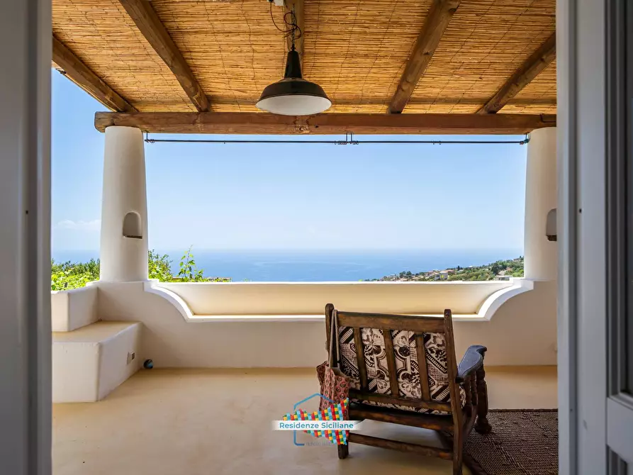 Immagine 2 di Villa in vendita  in via Caserta snc a Fondachelli-Fantina