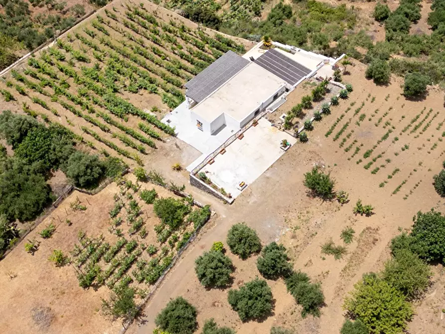 Immagine 56 di Villa in vendita  in via Caserta snc a Fondachelli-Fantina
