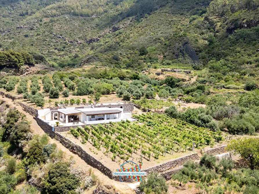 Immagine 63 di Villa in vendita  in via Caserta snc a Fondachelli-Fantina
