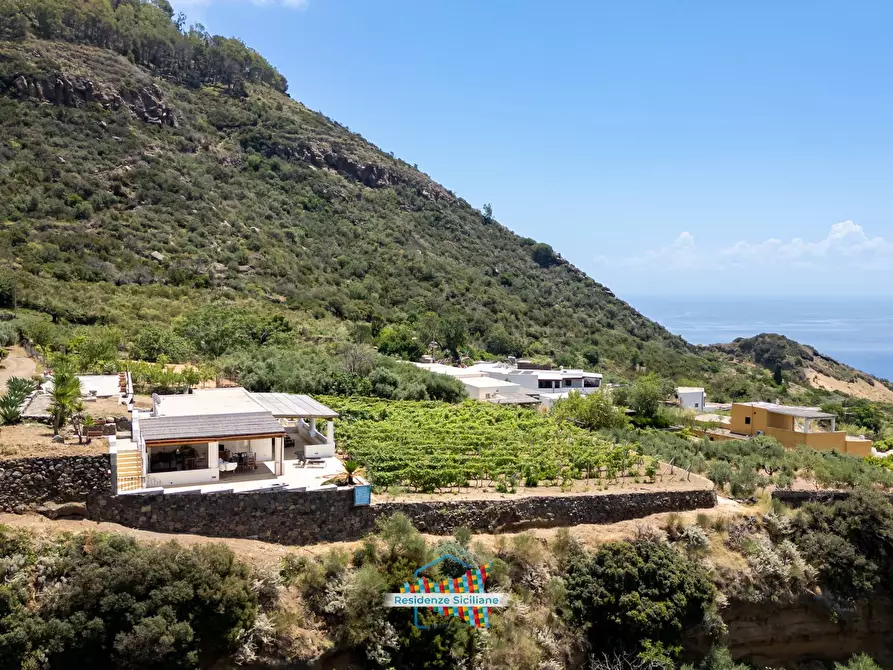Immagine 65 di Villa in vendita  in via Caserta snc a Fondachelli-Fantina