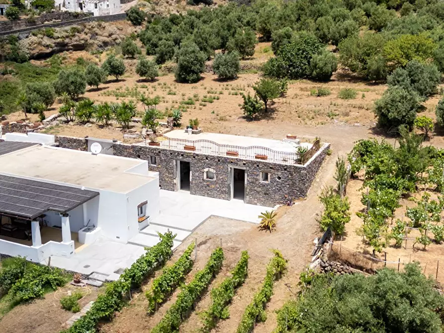 Immagine 69 di Villa in vendita  in via Caserta snc a Fondachelli-Fantina