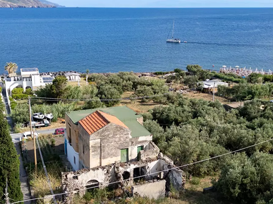 Immagine 3 di Rustico / casale in vendita  a Fondachelli-Fantina