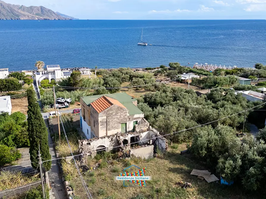 Immagine 4 di Rustico / casale in vendita  a Fondachelli-Fantina