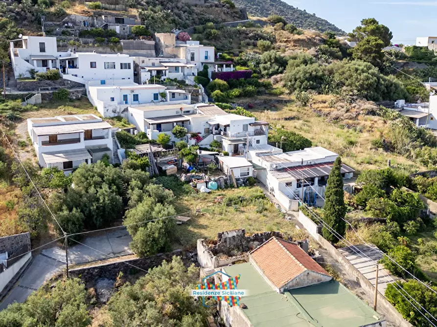 Immagine 14 di Rustico / casale in vendita  a Fondachelli-Fantina