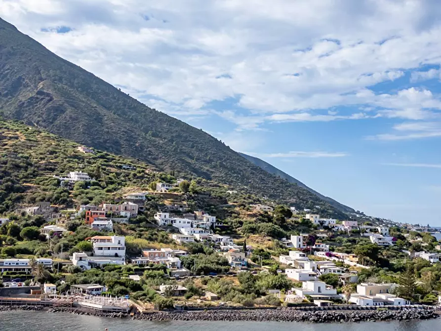 Immagine 15 di Rustico / casale in vendita  a Fondachelli-Fantina