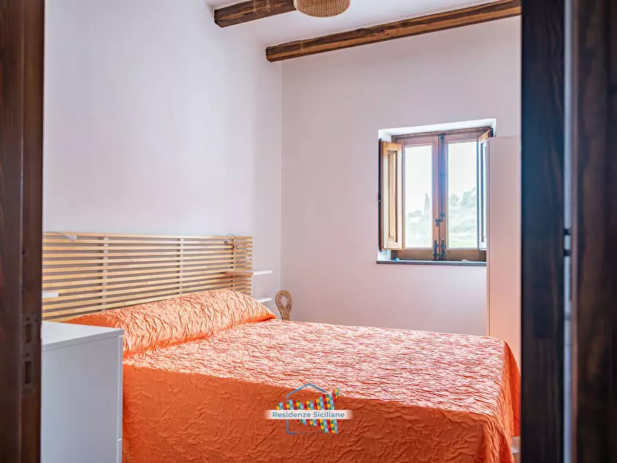 Immagine 13 di Appartamento in vendita  in Via Umberto I 14 a Fondachelli-Fantina