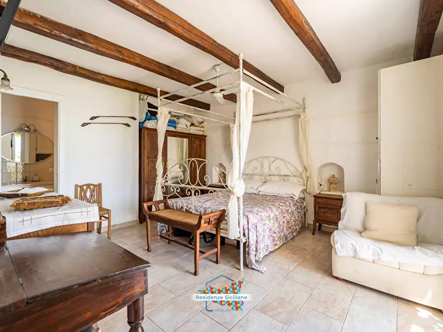 Immagine 2 di Villa in vendita  in Via Rinascente 26/B a Santa Marina Salina