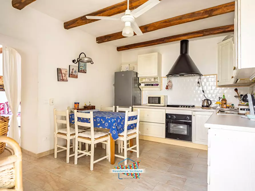 Immagine 6 di Villa in vendita  in Via Rinascente 26/B a Santa Marina Salina