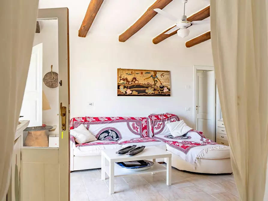 Immagine 11 di Villa in vendita  in Via Rinascente 26/B a Santa Marina Salina