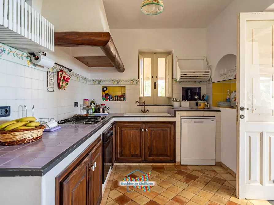 Immagine 32 di Villa in vendita  in Via Rinascente 26/B a Santa Marina Salina