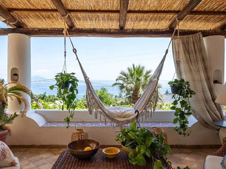 Immagine 48 di Villa in vendita  in Via Rinascente 26/B a Santa Marina Salina