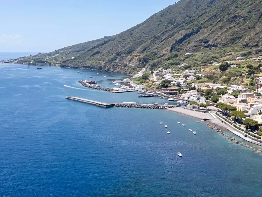 Immagine 72 di Villa in vendita  in Via Rinascente 26/B a Santa Marina Salina