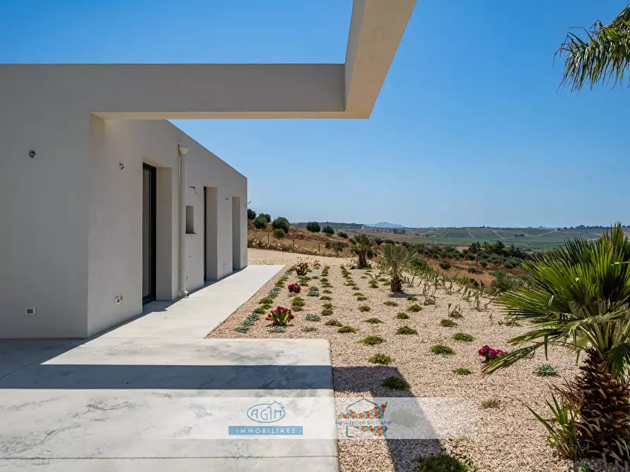 Immagine 7 di Villa in vendita  in Contrada Lido Fiori snc a Menfi