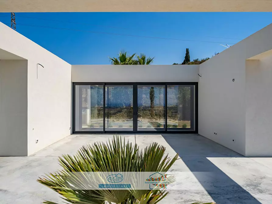 Immagine 9 di Villa in vendita  in Contrada Lido Fiori snc a Menfi
