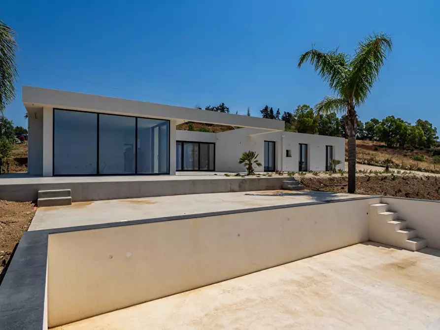 Immagine 19 di Villa in vendita  in Contrada Lido Fiori snc a Menfi