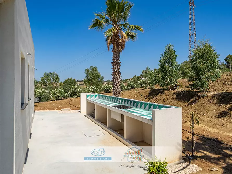 Immagine 28 di Villa in vendita  in Contrada Lido Fiori snc a Menfi