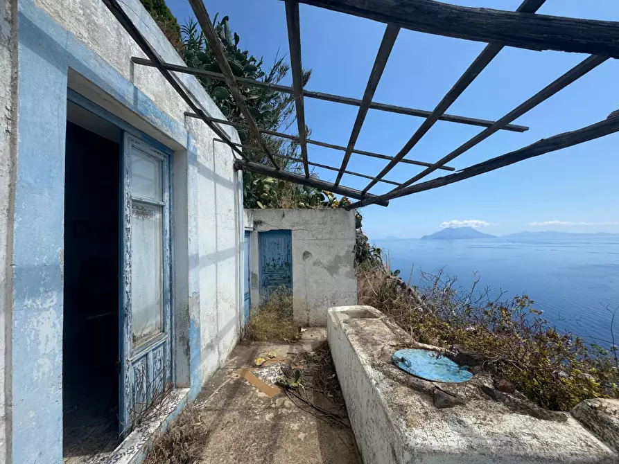 Immagine 4 di Rustico / casale in vendita  in Via Serra di Rando snc a Lipari