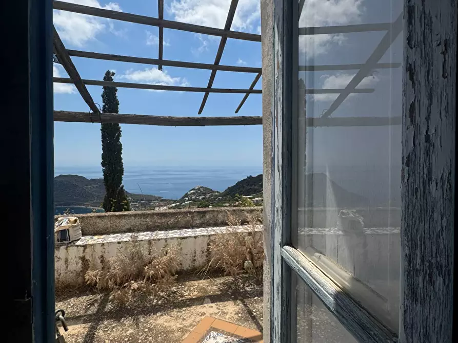 Immagine 14 di Rustico / casale in vendita  in Via Serra di Rando snc a Lipari