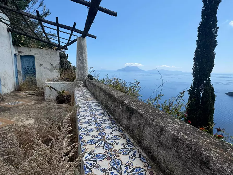 Immagine 18 di Rustico / casale in vendita  in Via Serra di Rando snc a Lipari