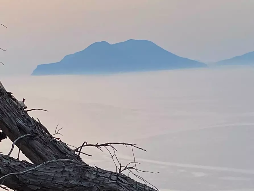 Immagine 26 di Rustico / casale in vendita  in Via Serra di Rando snc a Lipari