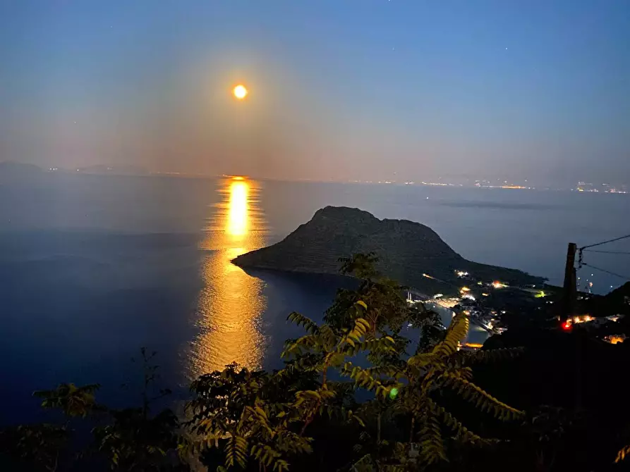 Immagine 31 di Rustico / casale in vendita  in Via Serra di Rando snc a Lipari