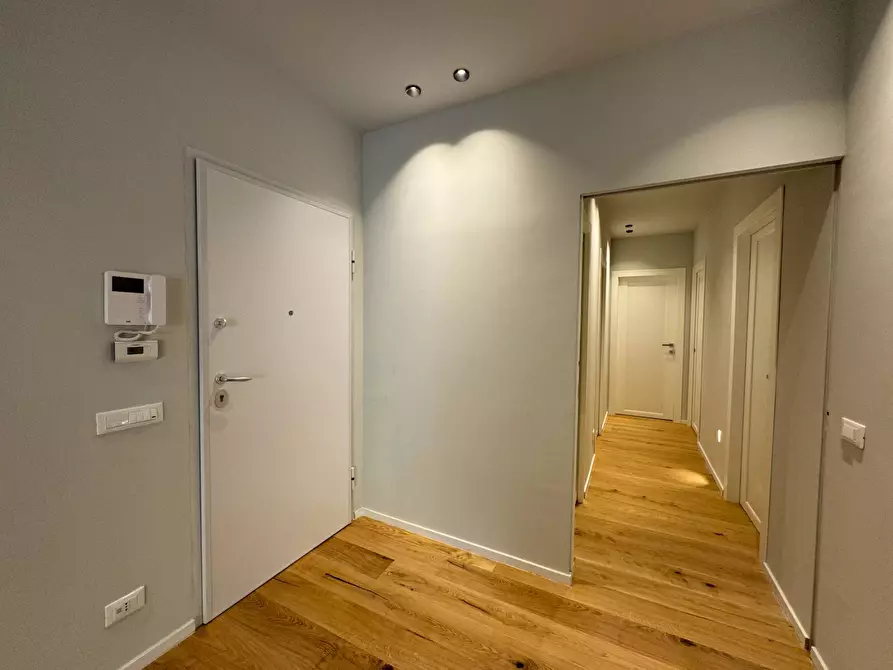 Immagine 8 di Appartamento in vendita  in Via Francesco Lo Jacono 22 a Palermo