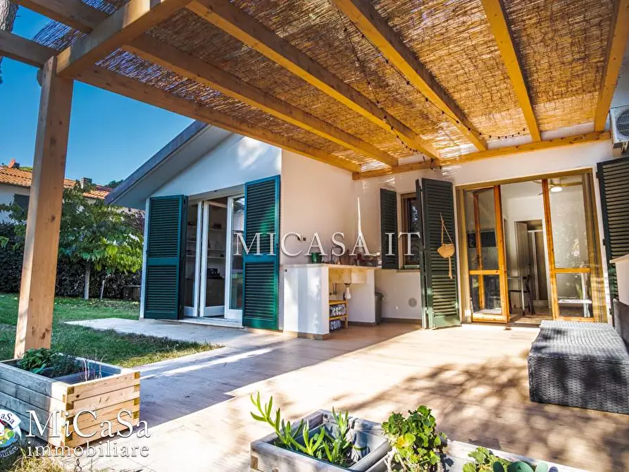 Immagine 1 di Casa semindipendente in vendita  in Via Delle Abetelle 55 a Pisa