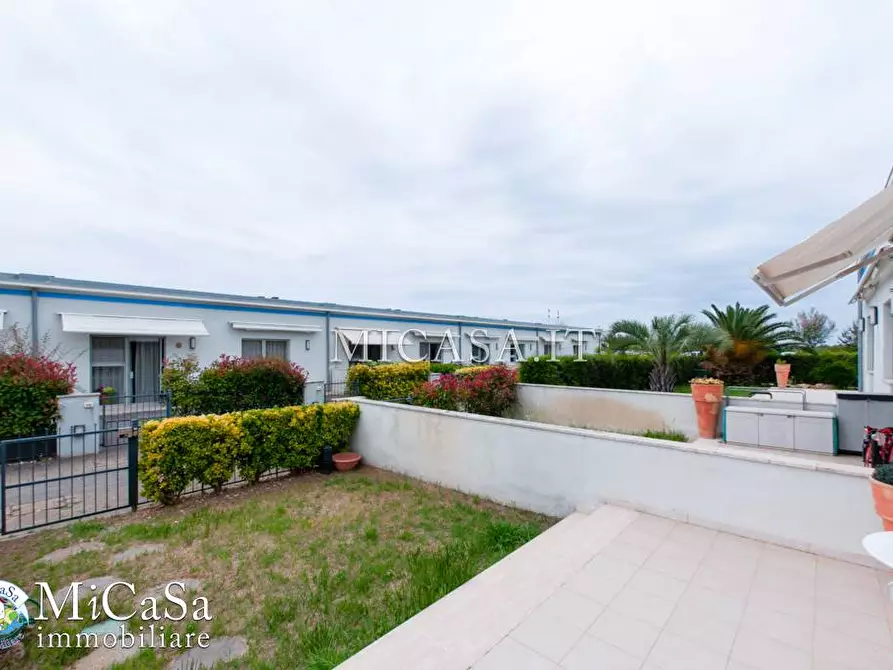 Immagine 20 di Villetta a schiera in vendita  in Viale Del Tirreno 82 a Pisa