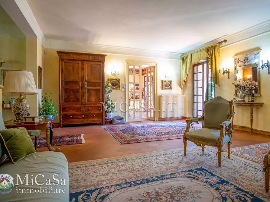 Immagine 12 di Villa in vendita  in Via Dei Biancospini 27 a Pisa