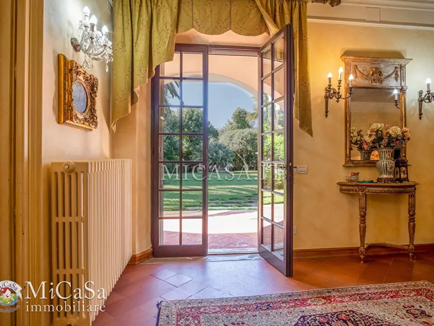 Immagine 14 di Villa in vendita  in Via Dei Biancospini 27 a Pisa