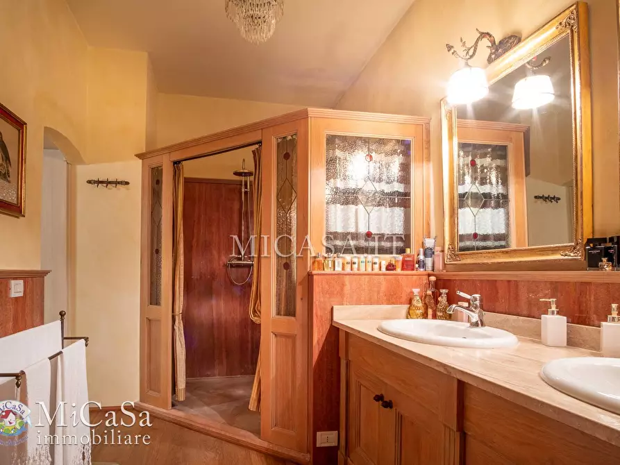Immagine 44 di Villa in vendita  in Via Dei Biancospini 27 a Pisa