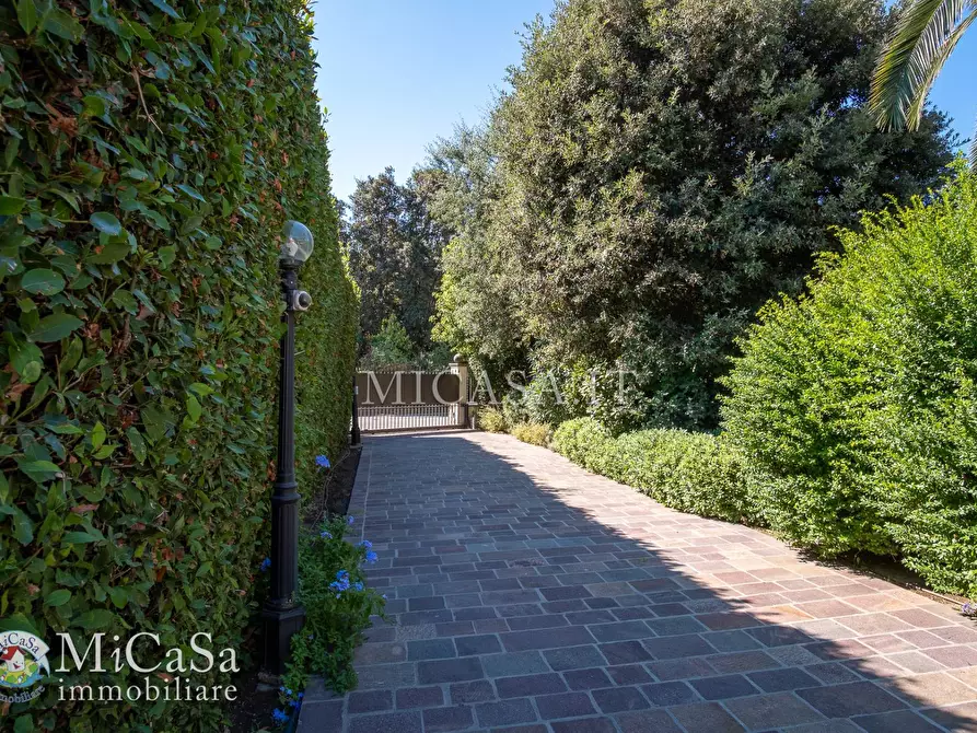 Immagine 52 di Villa in vendita  in Via Dei Biancospini 27 a Pisa