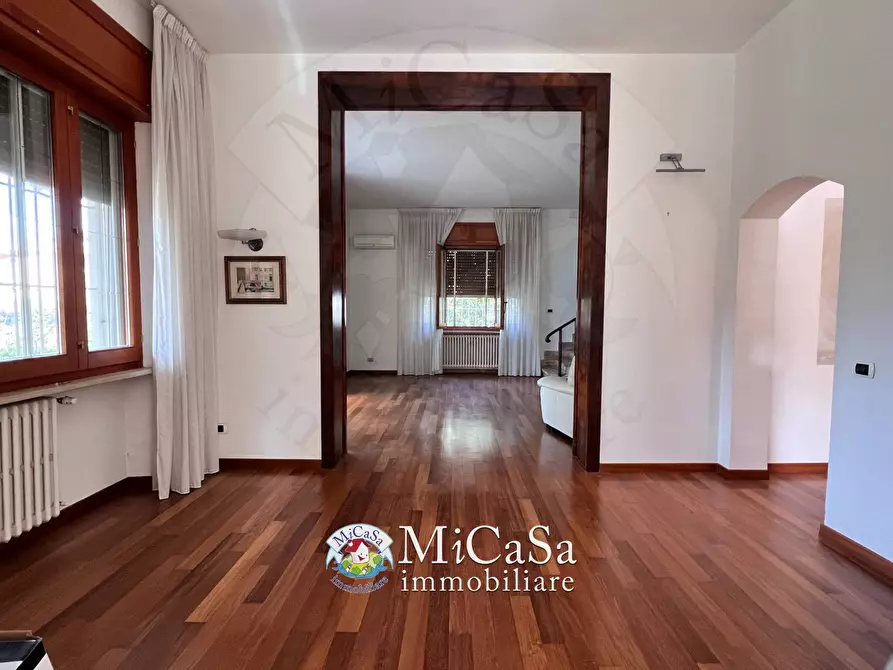 Immagine 12 di Villa in vendita  in Via Dei Gattici 7 a Pisa