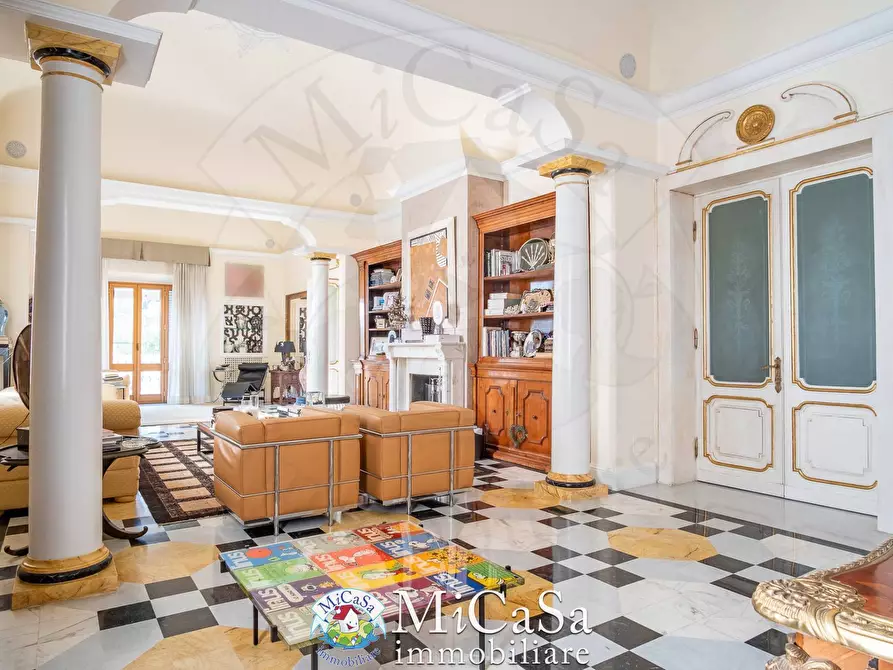 Immagine 15 di Villa in vendita  in Strada Statale dell'Abetone e del Brennero 86 a San Giuliano Terme