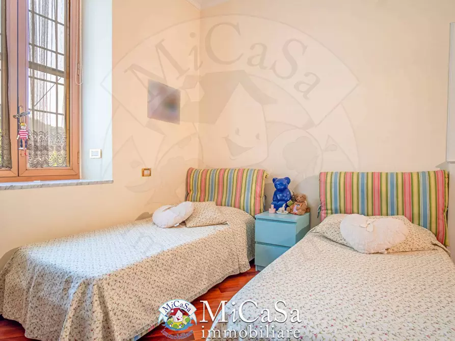 Immagine 31 di Villa in vendita  in Strada Statale dell'Abetone e del Brennero 86 a San Giuliano Terme