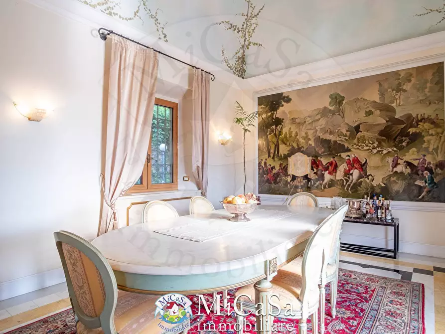 Immagine 17 di Villa in vendita  in Strada Statale dell'Abetone e del Brennero 86 a San Giuliano Terme