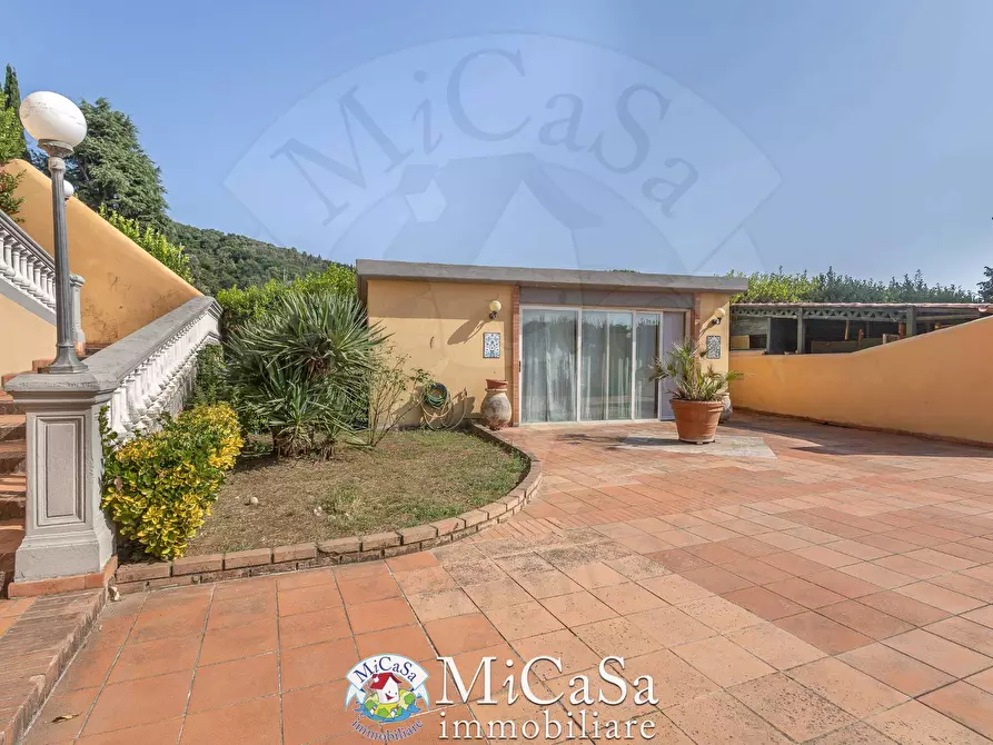 Immagine 42 di Villa in vendita  in Strada Statale dell'Abetone e del Brennero 86 a San Giuliano Terme