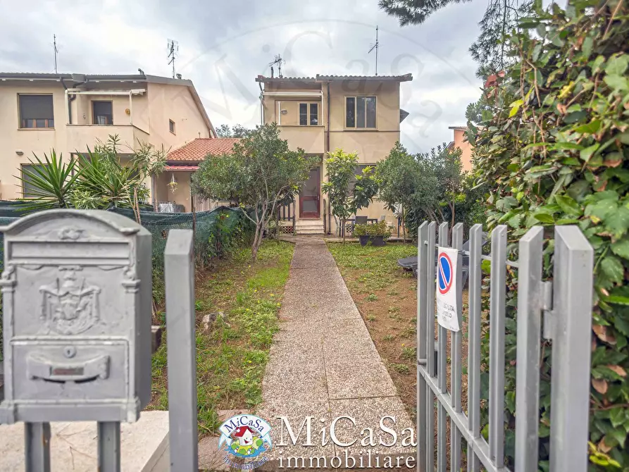 Immagine 2 di Appartamento in vendita  in Via Pisorno 14 a Pisa