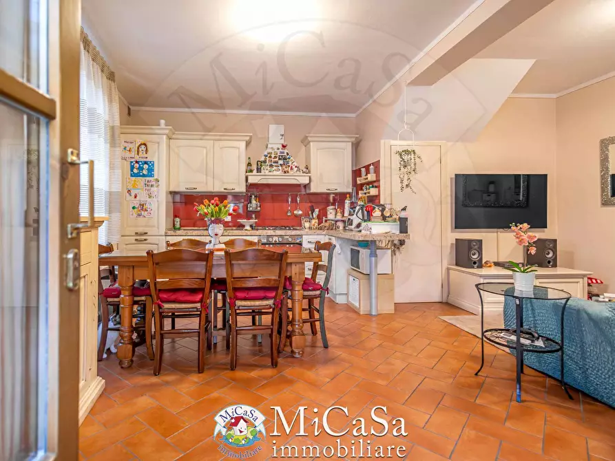 Immagine 5 di Casa indipendente in vendita  in Piazza del Mercato 1 a Vecchiano