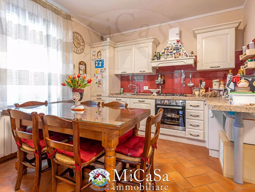 Immagine 6 di Casa indipendente in vendita  in Piazza del Mercato 1 a Vecchiano