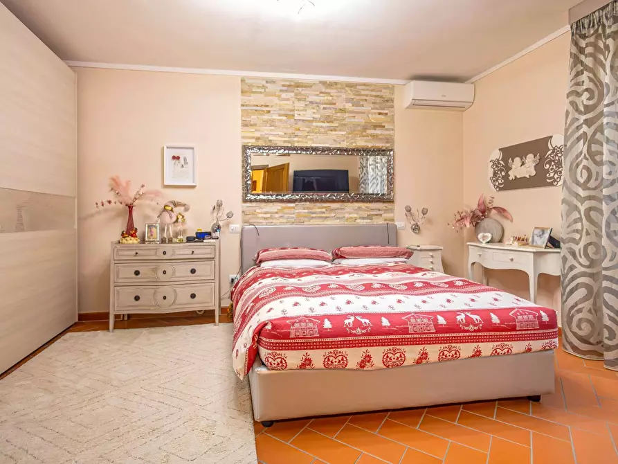 Immagine 14 di Casa indipendente in vendita  in Piazza del Mercato 1 a Vecchiano