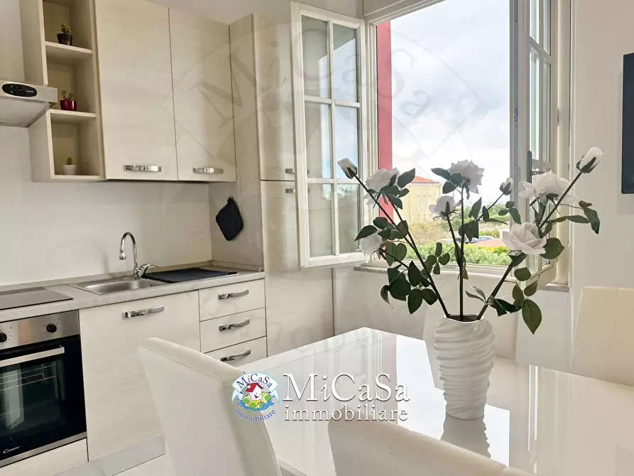 Immagine 5 di Appartamento in vendita  in Viale Del Tirreno 355 a Pisa