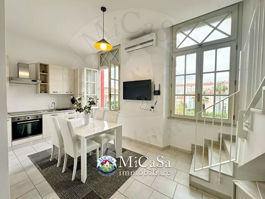 Immagine 8 di Appartamento in vendita  in Viale Del Tirreno 355 a Pisa