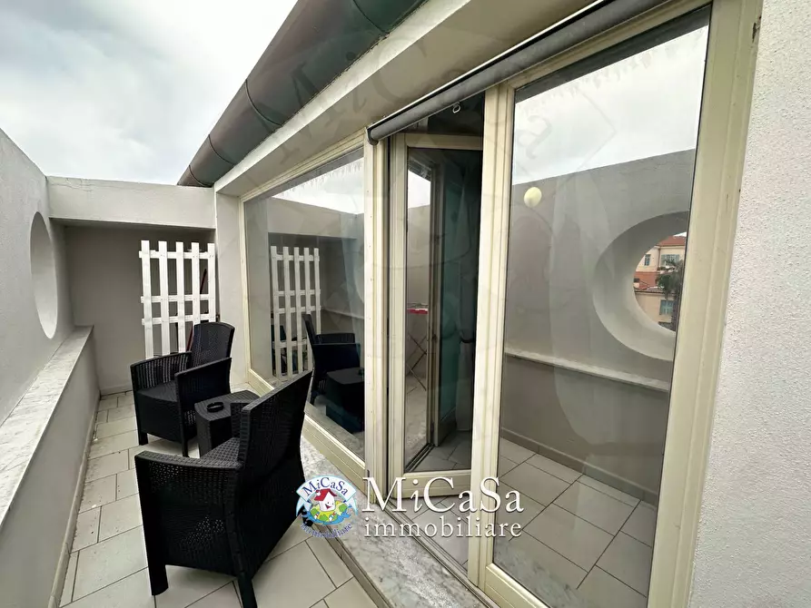 Immagine 22 di Appartamento in vendita  in Viale Del Tirreno 355 a Pisa