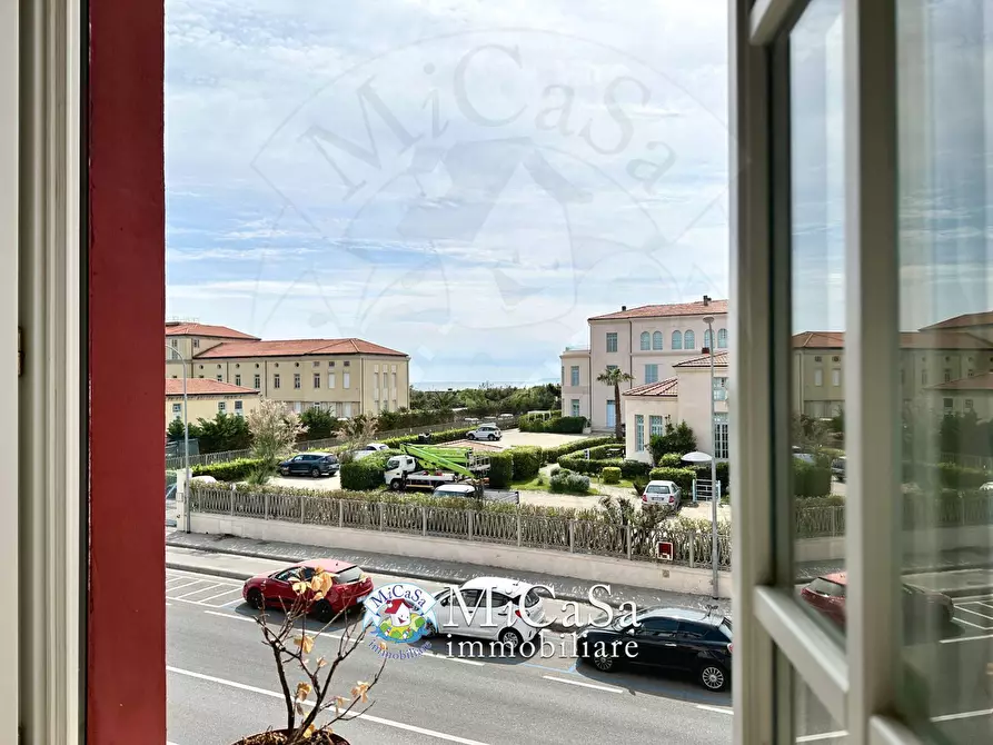 Immagine 4 di Appartamento in vendita  in Viale Del Tirreno 355 a Pisa