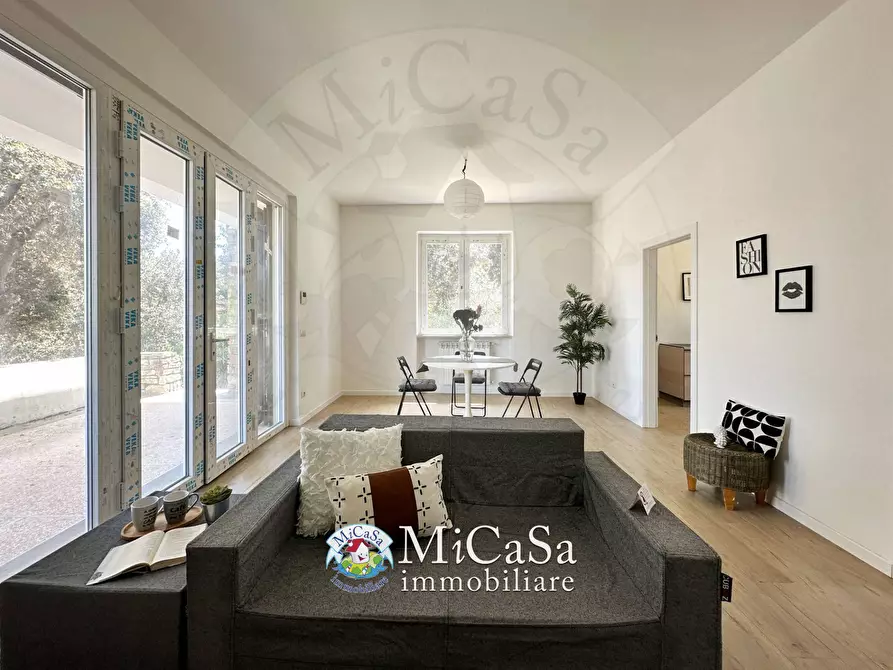 Immagine 10 di Villa in vendita  in Viale Del Tirreno 9 a Pisa