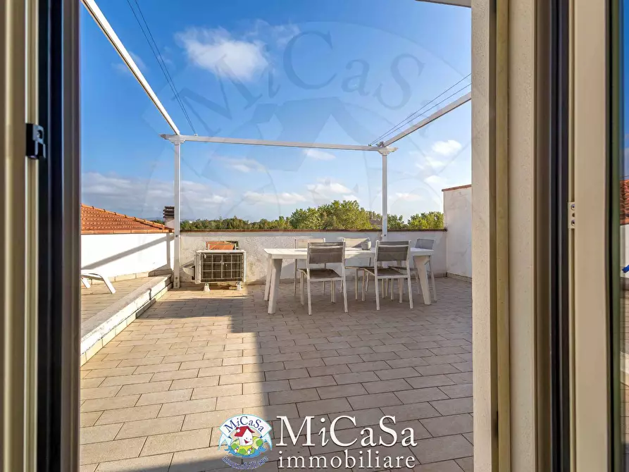 Immagine 9 di Attico in vendita  in Via Dei Tulipani 1 a Pisa