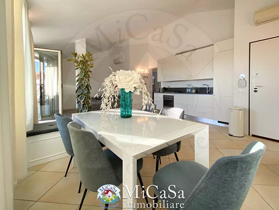 Immagine 35 di Attico in vendita  in Via Dei Tulipani 1 a Pisa