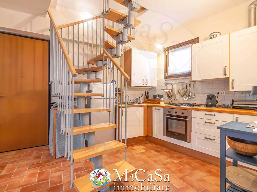 Immagine 11 di Appartamento in vendita  in Via Dei Pioppi 38 a Pisa